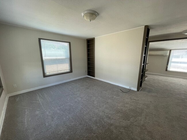 Photo - 2 Bed 1 Bath Cottage