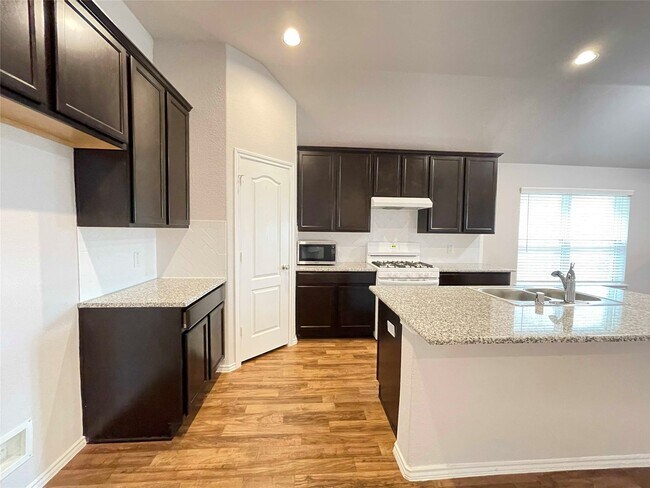 Photo - 3238 Aster Mdw Wy