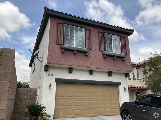 Building Photo - 10799 Avenzano St Rental