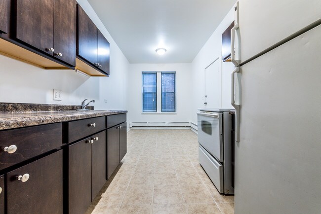 Photo - 4653 W Jackson Blvd