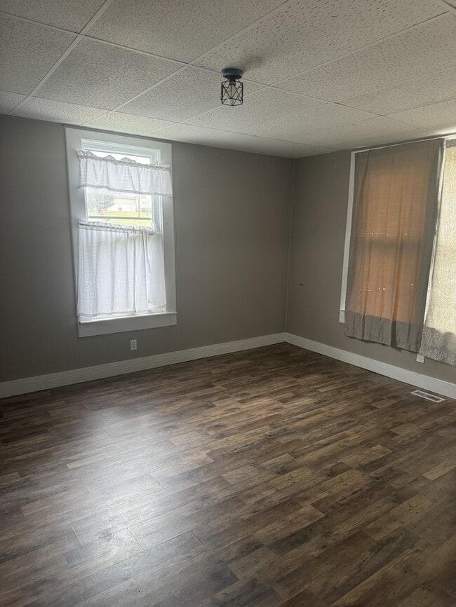 Photo - 425 2nd St NW