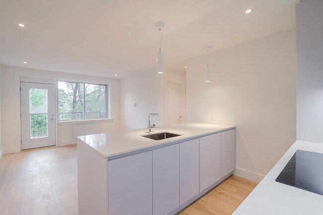 Photo - 4390 Grand Blvd. Unit 304