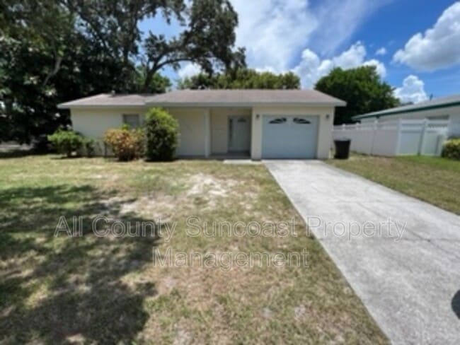 Building Photo - 2925 Pinellas Point Dr S