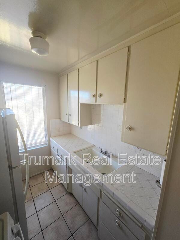 Photo - 4619 Lexington Ave Unit 5