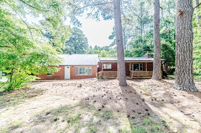 Building Photo - 3226 Hawkins Ave Rental