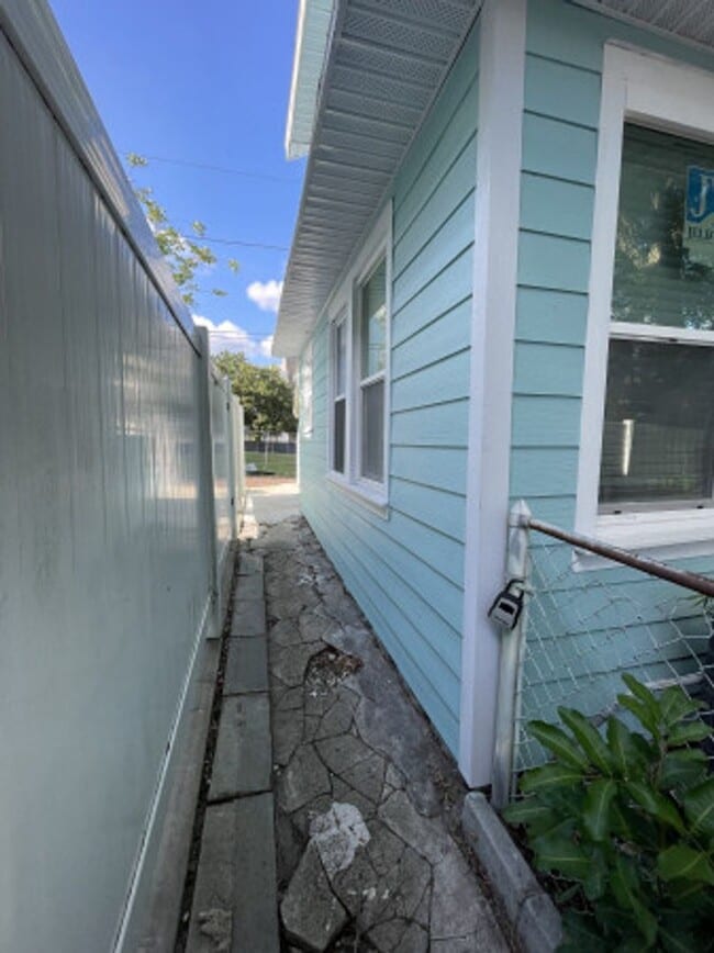 Photo - 623 Mound Park Way S Unit A