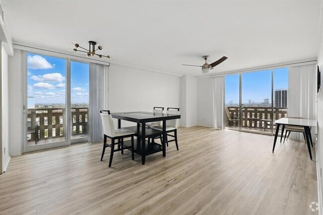 Building Photo - 2016 Main St Unit 1502 Rental