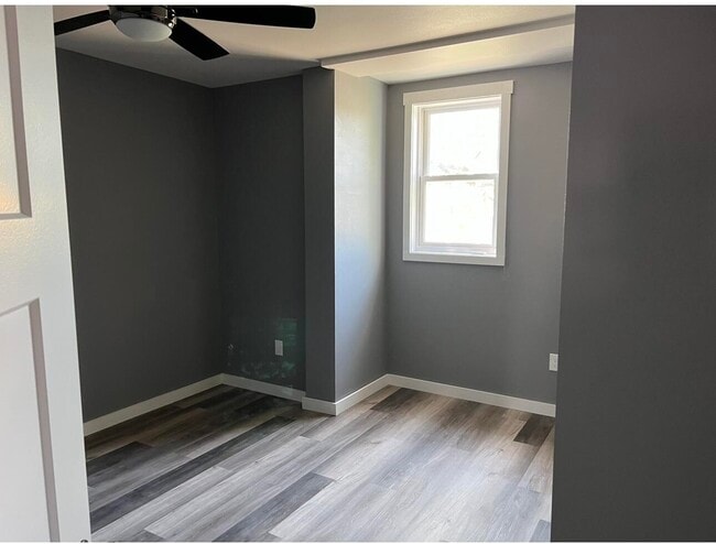 Photo - 1214 3rd St S