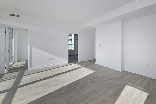 Photo - 127 Broadway Ave