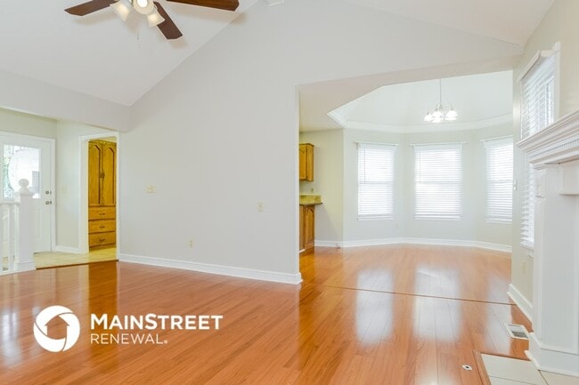 Photo - 713 SW Nelson Dr