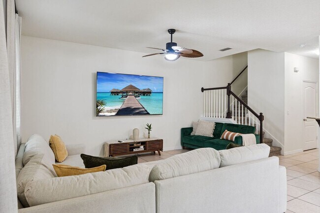 1356 Scarlet Oak Loop