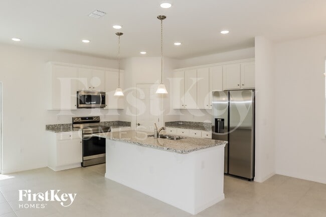 Photo - 1570 Isleta Lp