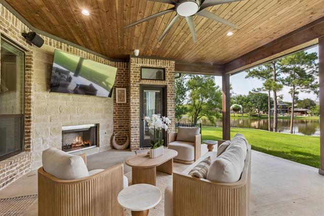 Photo - 517 Pine Island Cir