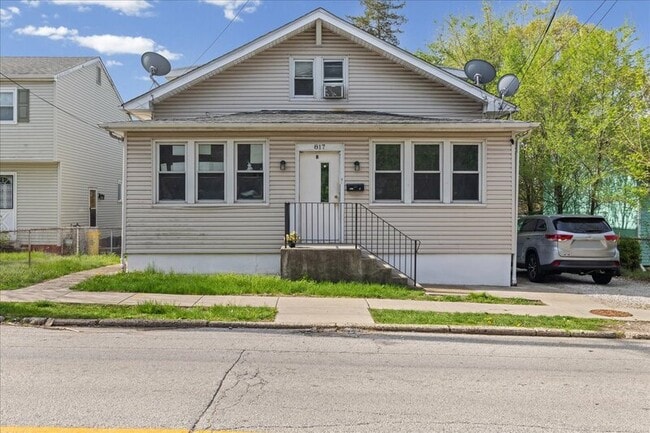 Photo - 817 Union Ave