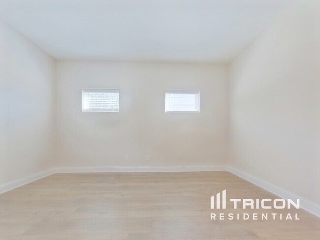 Photo - 446 Cantrell Dr