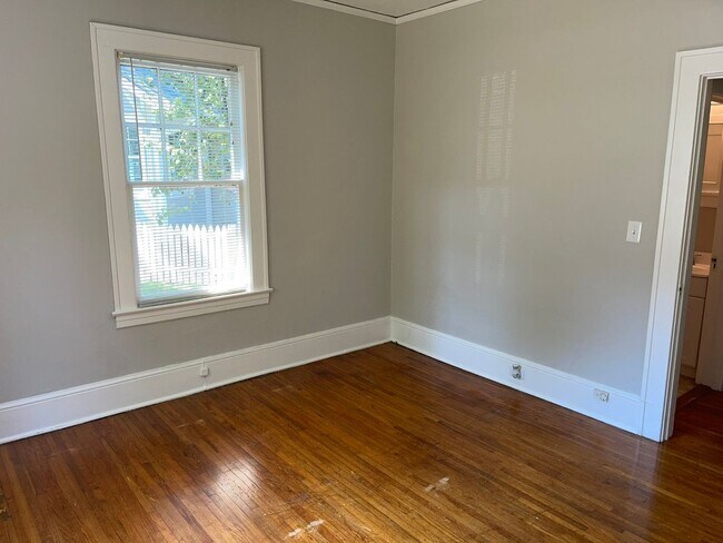 Photo - Adorable One Bedroom Apartment in Dilworth!