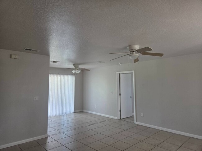 Photo - 208 Mirador Dr