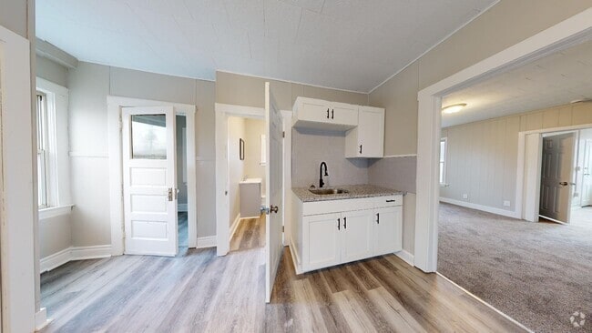 Building Photo - 2230 Kinkel Ave Unit Up Rental