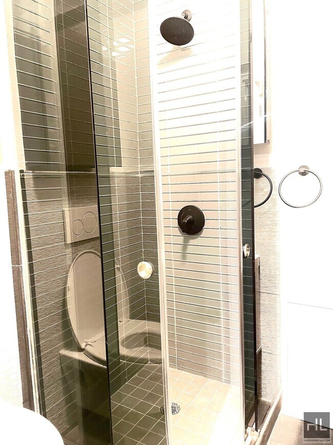 Photo - EAST 58th STREET Unit 2EF