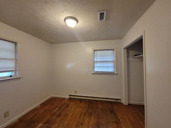 Photo - 1429 THIRD AVE