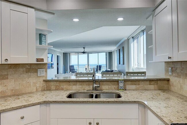 Photo - 3880 N Hwy A1A Unit 905