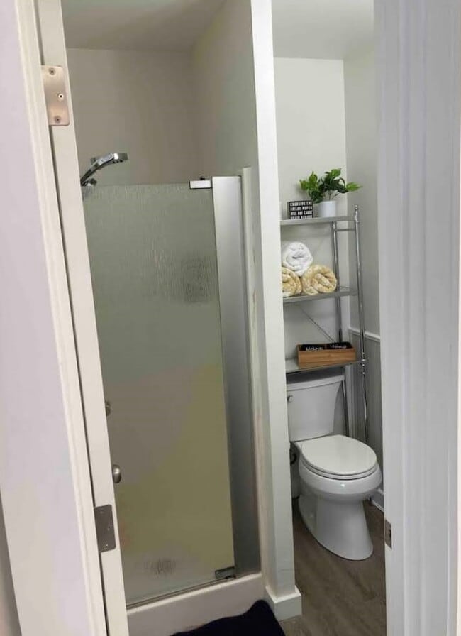 Photo - 2400 Washington St Unidad Studio3