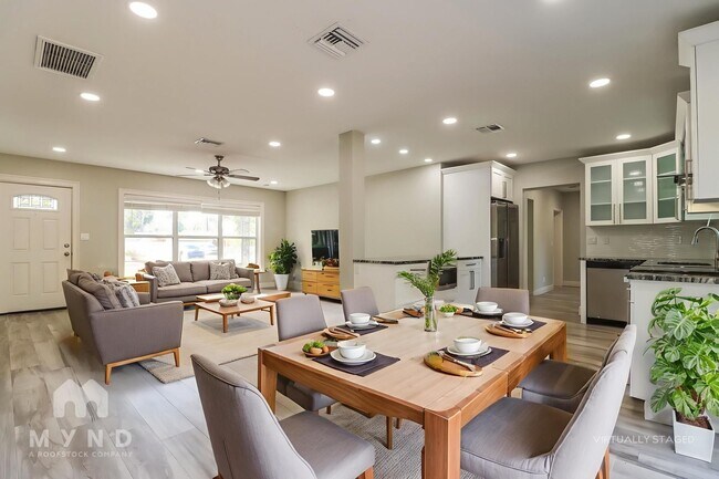 Photo - 1560 Palmetto St