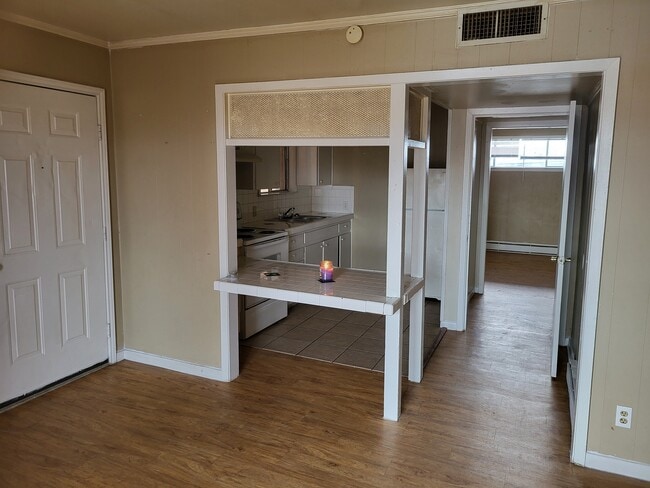Photo - 308 N 14th St