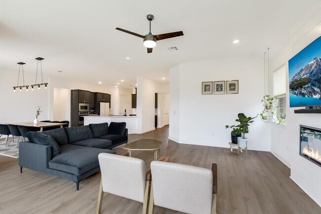 Photo - 2133 Rushing Ranch Path