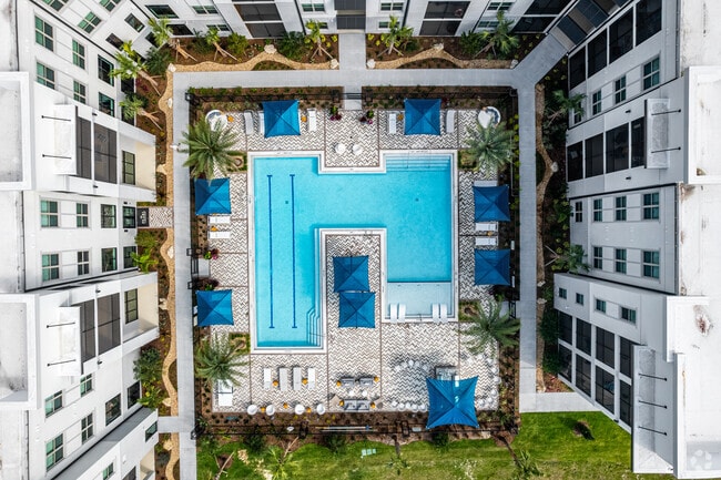 Pool Area - The Pearl Founders Square