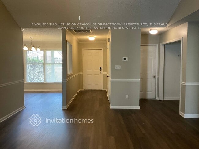 Photo - 635 Tryon Pl