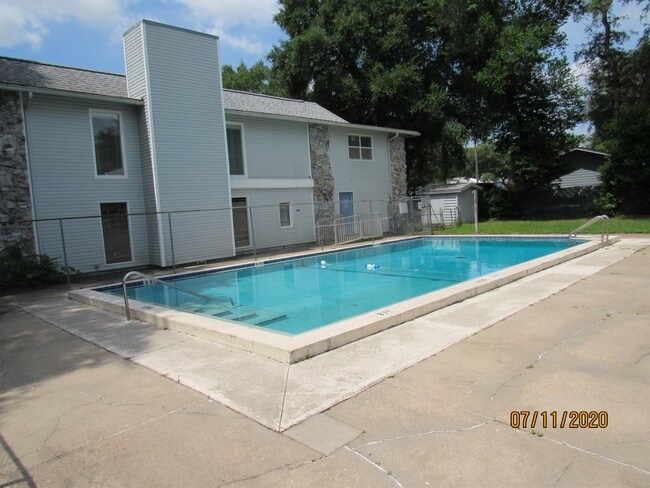 Building Photo - 201 E College Blvd Rental