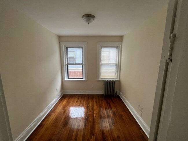 Building Photo - Beautiful 1 Bedroom Available Now (Fenway)