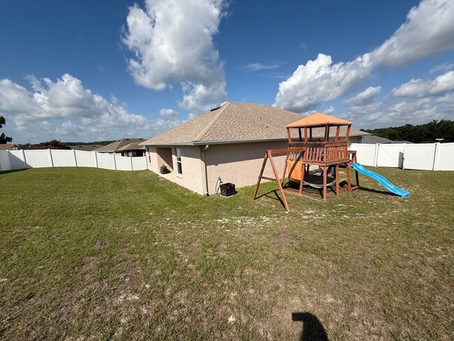 Photo - Four bedroom two bathroom BH Home