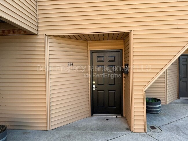 Photo - 334 Olympia Dr