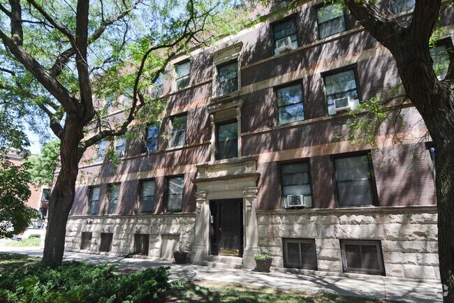 Building Photo - 1150 W Waveland Ave Unit 2W Rental