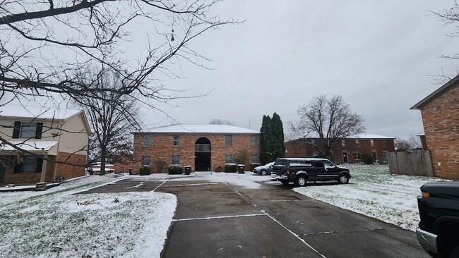 Photo - 304 Remington Ct Unit 3