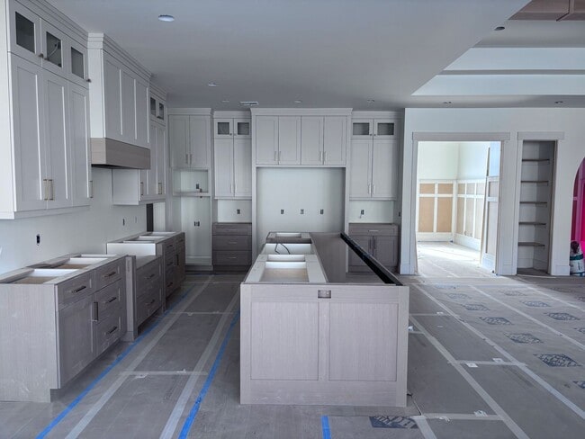 Photo - Beautiful single story with 4 bedrooms next to Crimson High School