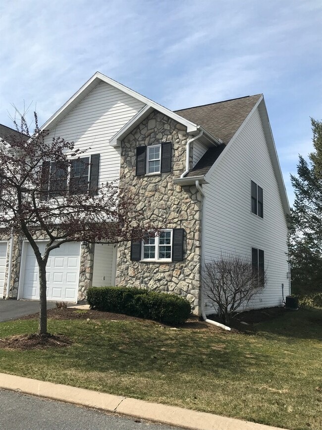 Photo - Beautiful State College townhouse available July or August