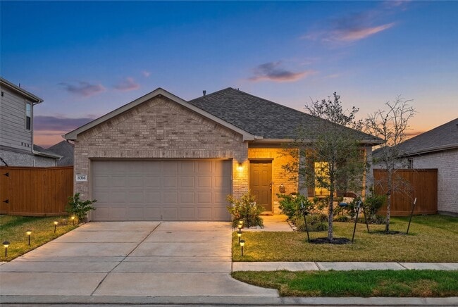 Building Photo - 8218 Wave Arbor Dr