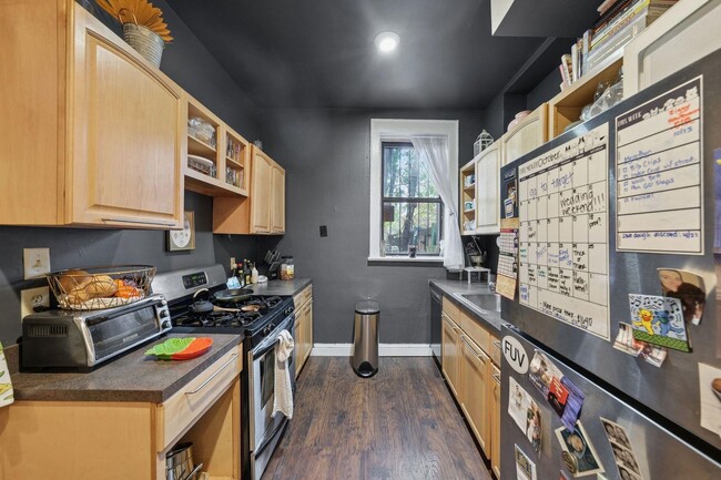 Photo - 69 Erie St Unit 1