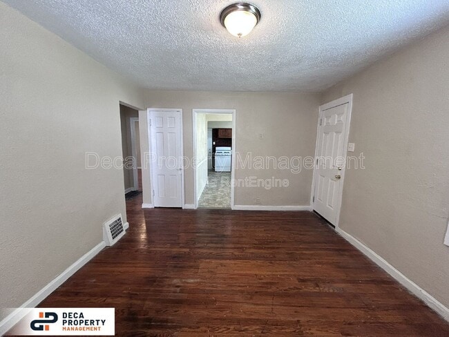 Photo - 5318 Winslow Dr