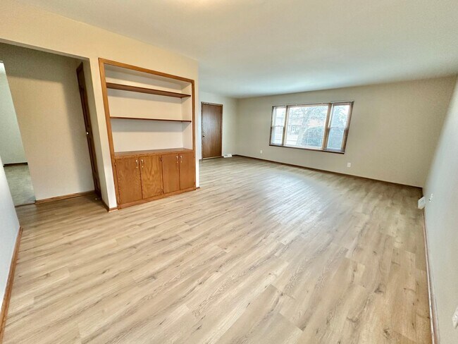 Photo - 5828-5830 North 76th Street Unit 5828 (Lower)