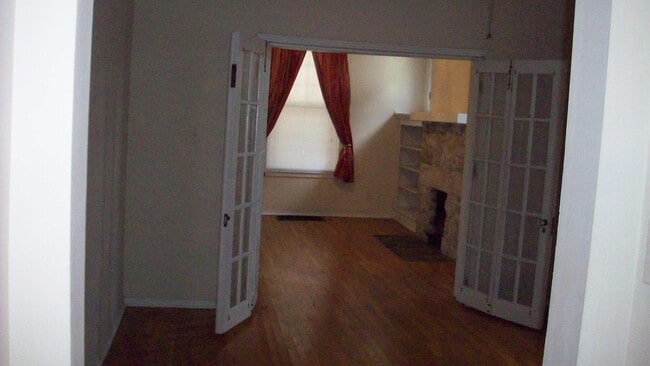 Photo - 240 N McNeil St Unit #1