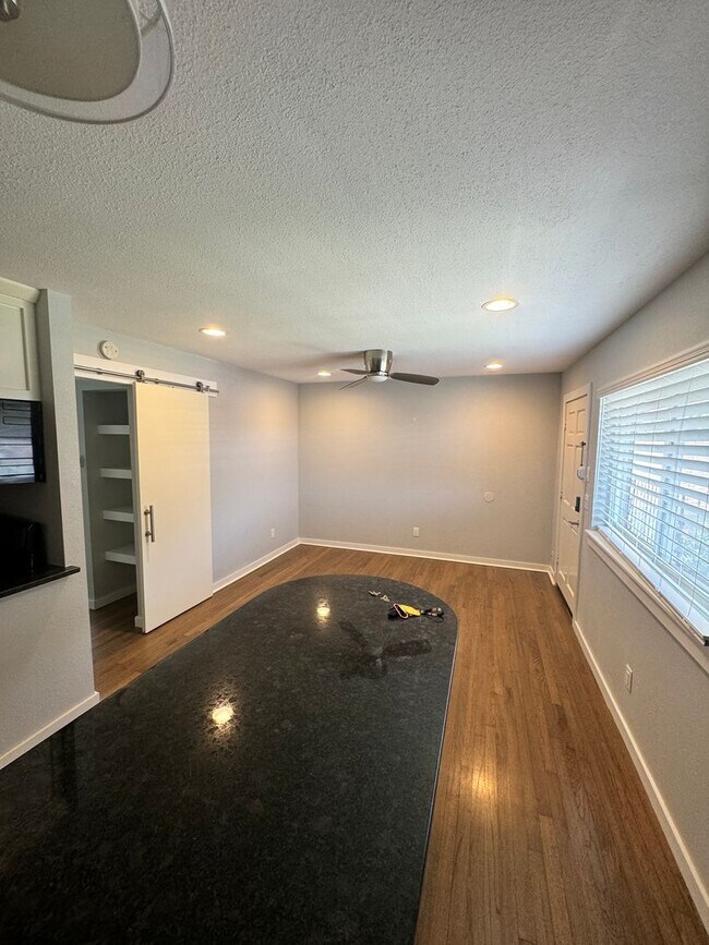 1 bed, 1 bath Walking distance to UCO in... Rental House Rental in