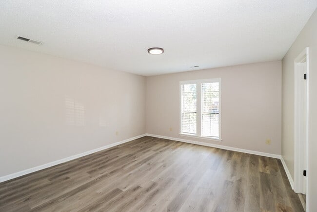 Photo - 2389 Cherry Spring Cove