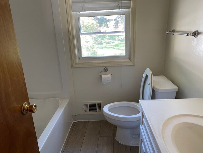 Photo - Charming 4-Bedroom Home in Fridley — Great...