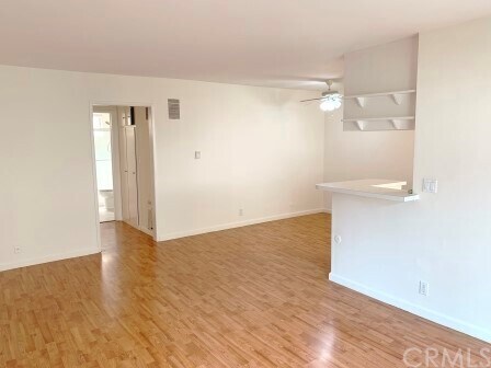 Photo - 1115 S Wooster St Unidad 104