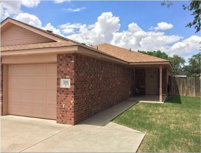 Photo - 505 9th Ave B