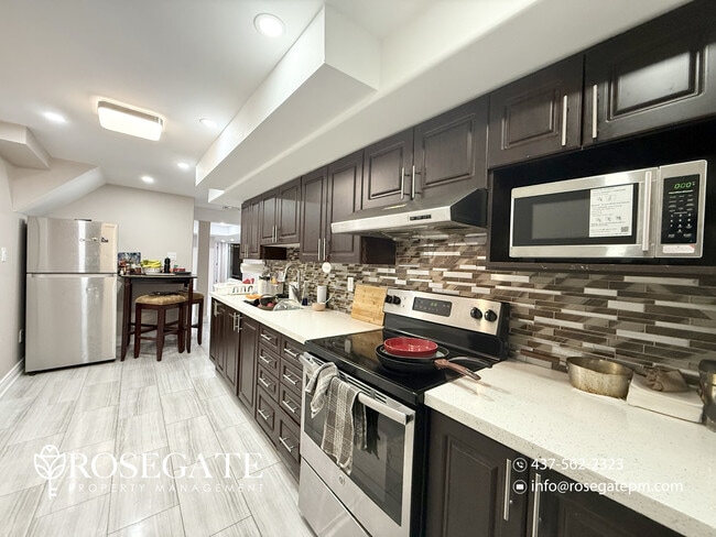 Building Photo - Spacious 3-Bedroom Basement Apartment with In-Unit Laundry – Oshawa Unit 2